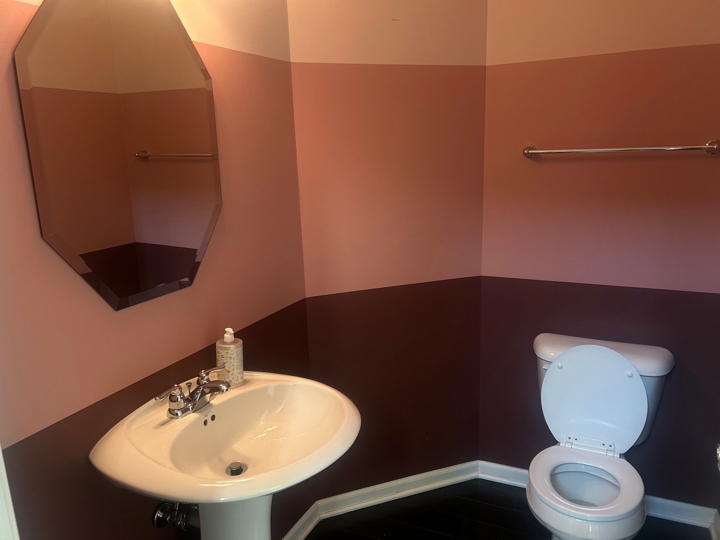 2995 Henley Lane #2995, Naperville, IL 60540