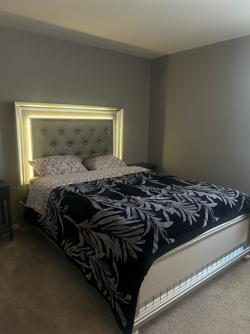 2995 Henley Lane #2995, Naperville, IL 60540