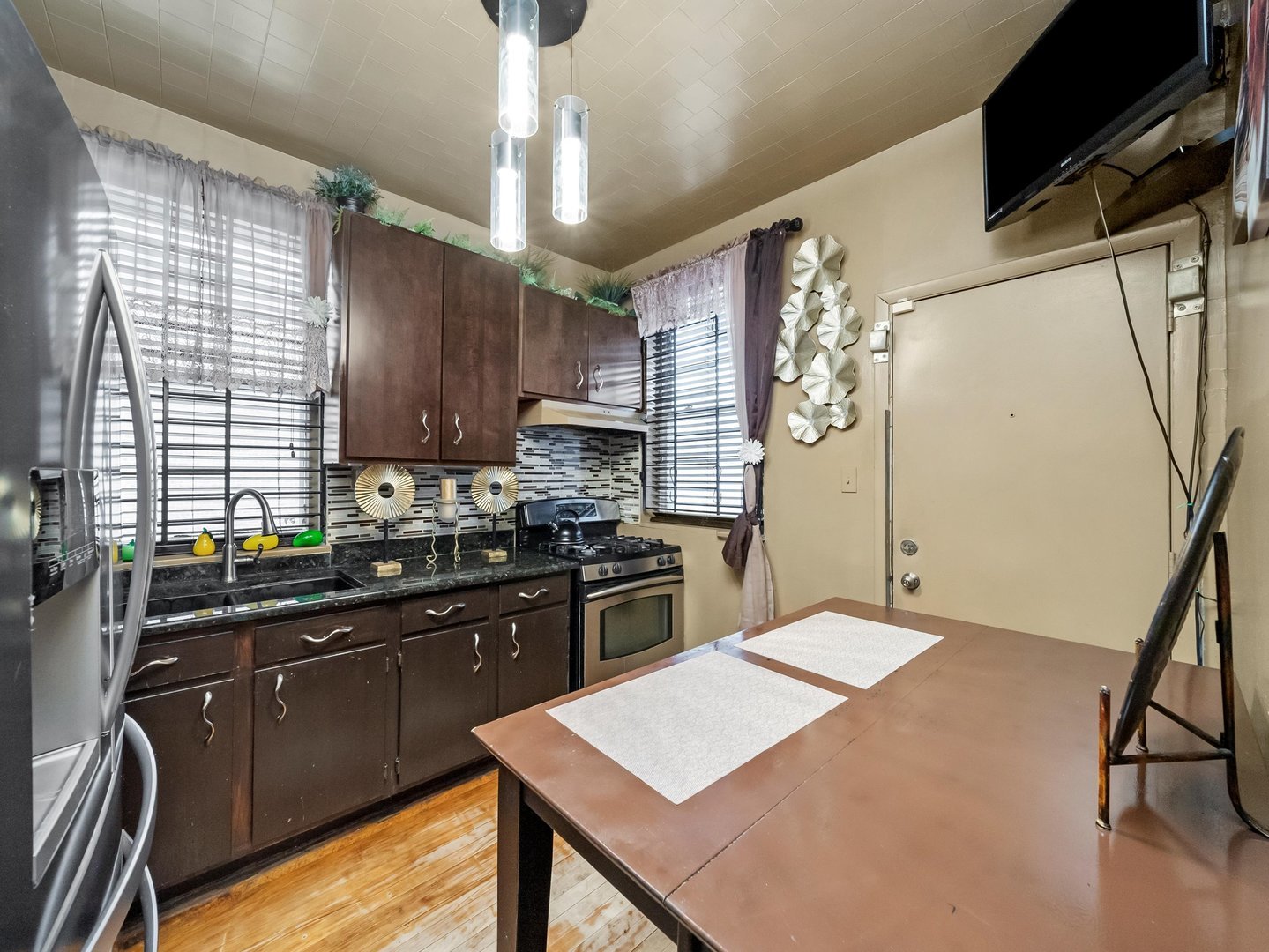 5543 S Honore Street, Chicago, IL 60636