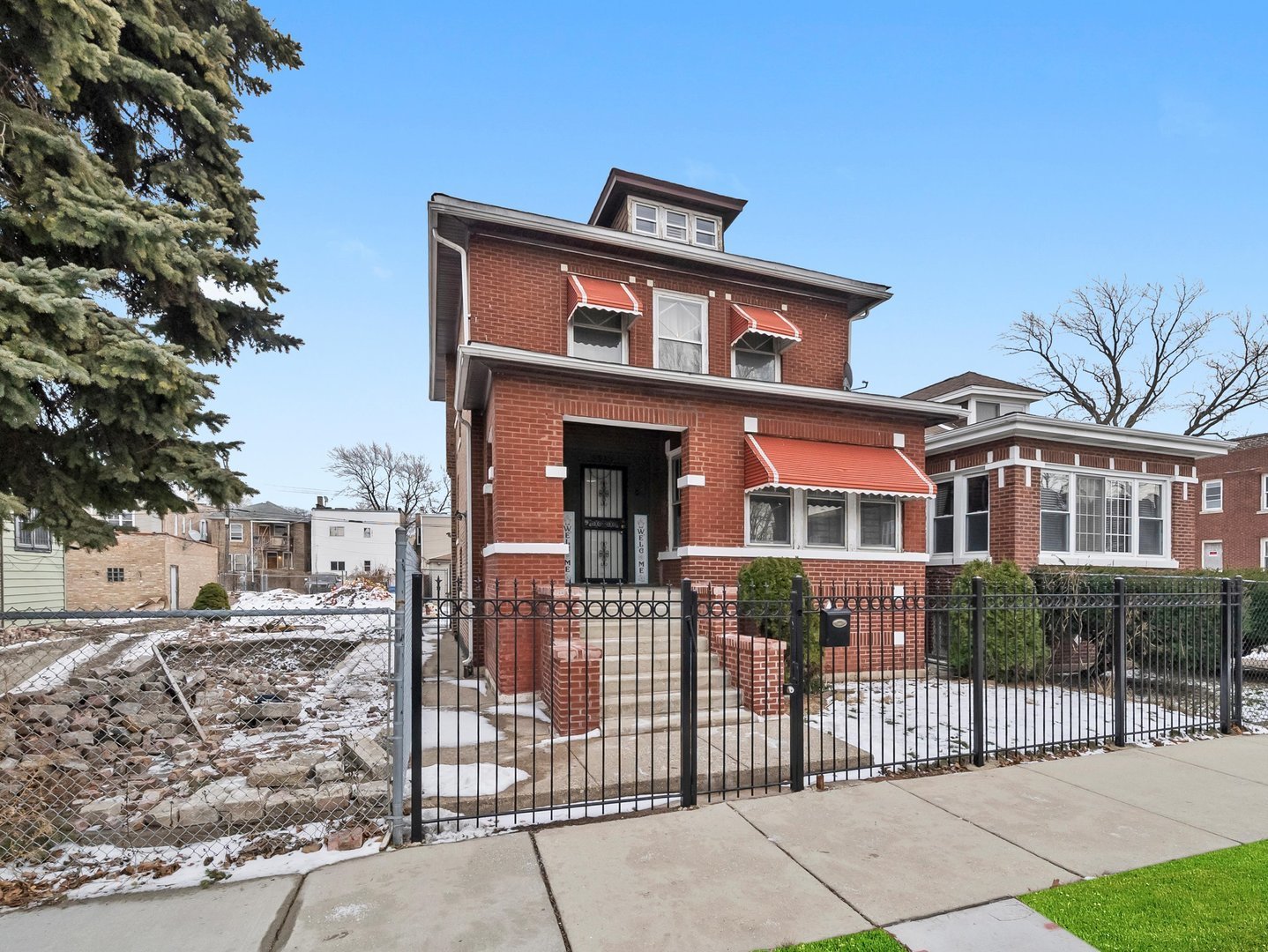 5543 S Honore Street, Chicago, IL 60636