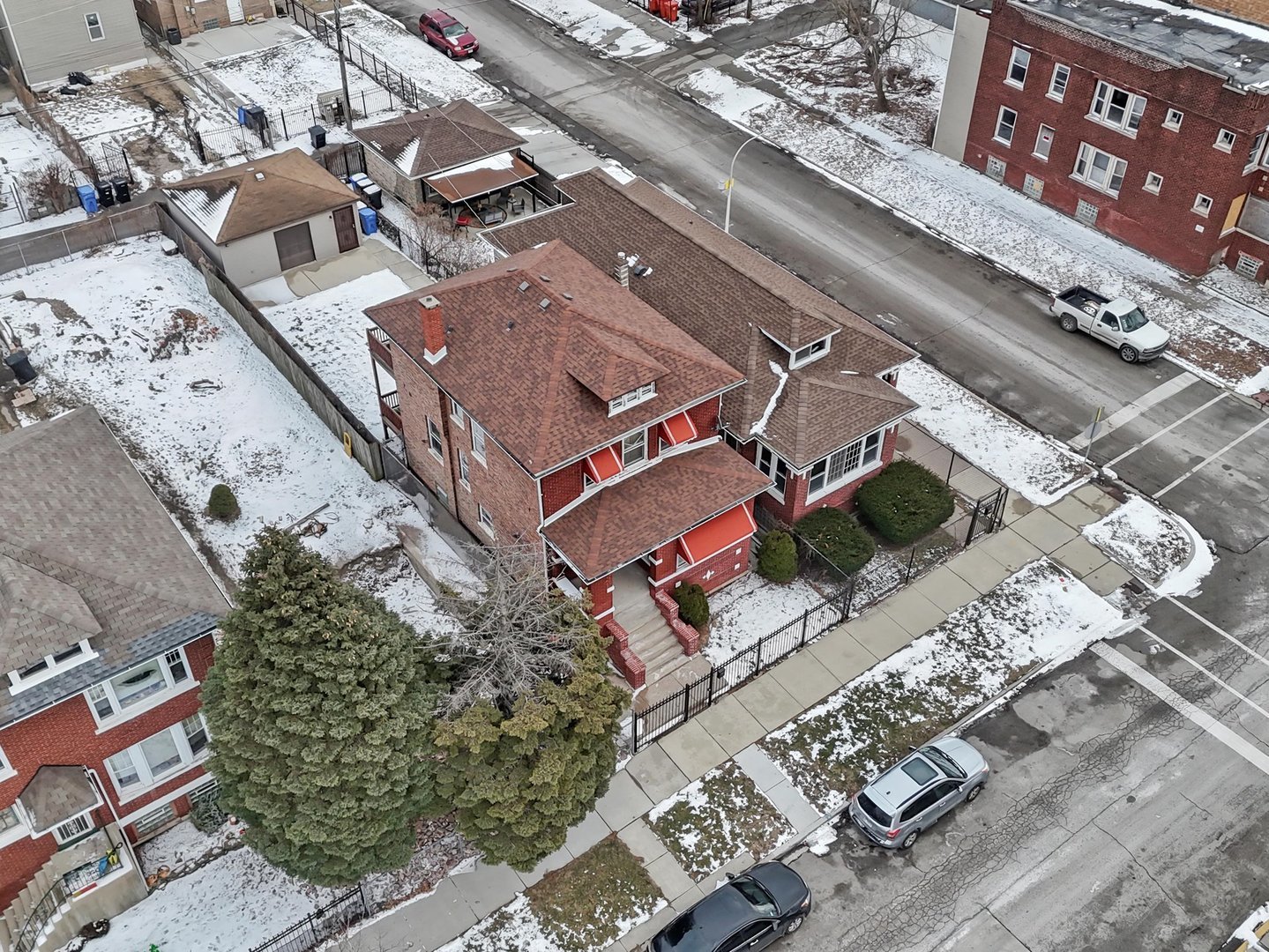 5543 S Honore Street, Chicago, IL 60636