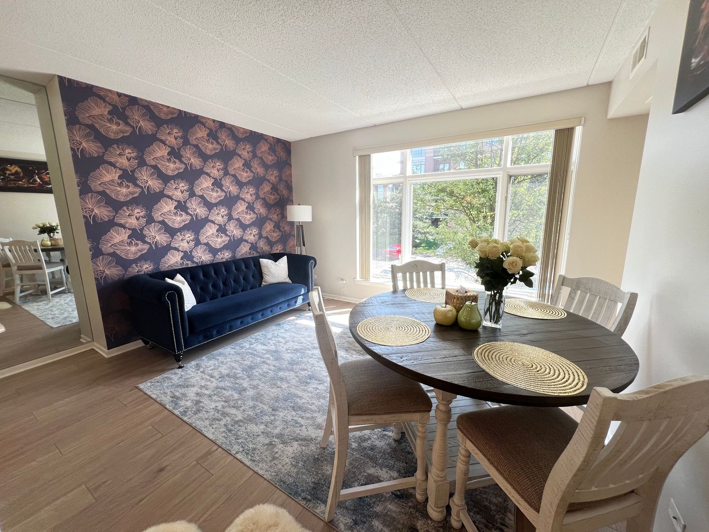 855 E 22nd Street #206, Lombard, IL 60148