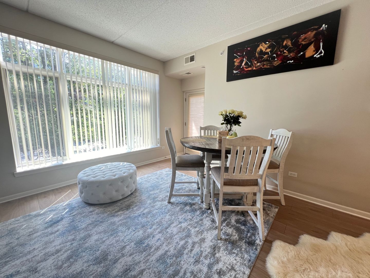 855 E 22nd Street #206, Lombard, IL 60148