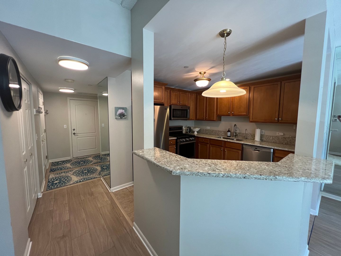 855 E 22nd Street #206, Lombard, IL 60148