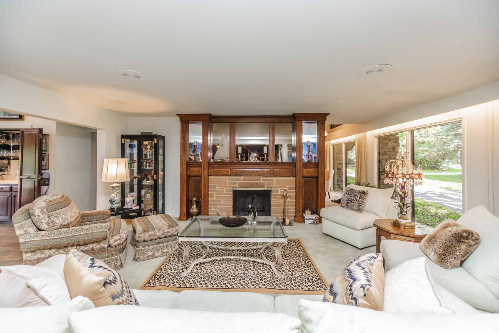 8080 Wolf Road, Burr Ridge, IL 60527