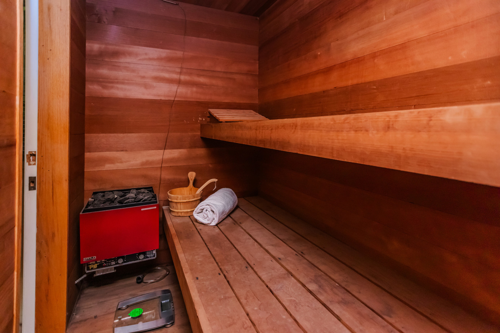 8080 Wolf Road, Burr Ridge, IL 60527