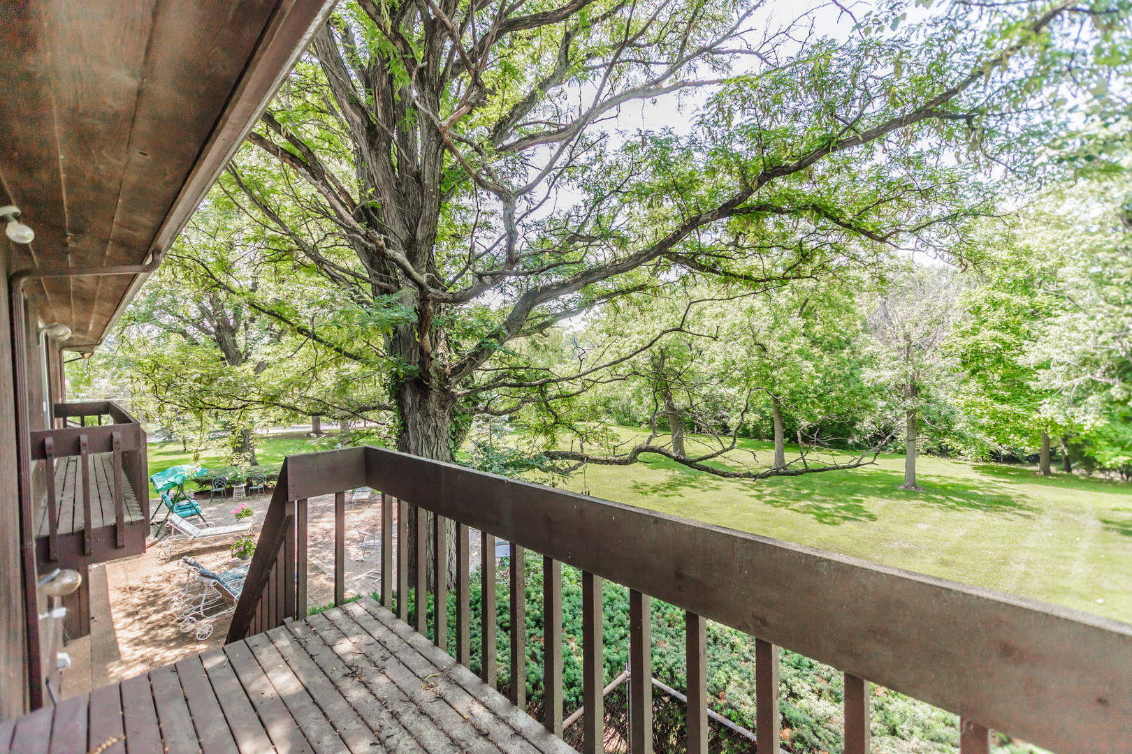 8080 Wolf Road, Burr Ridge, IL 60527