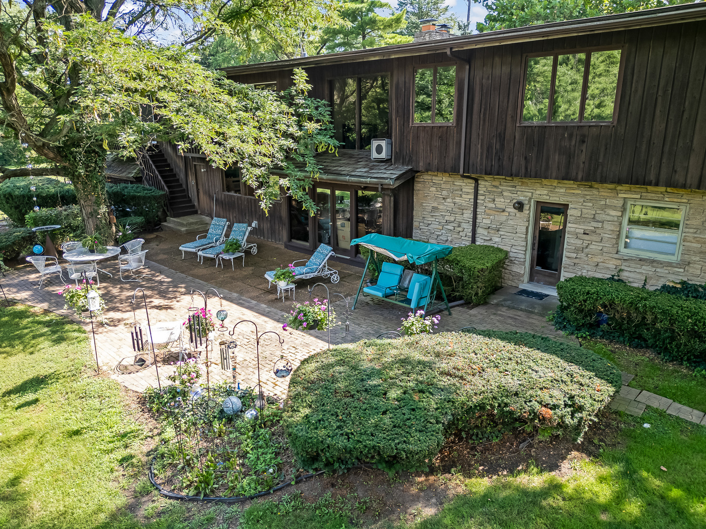 8080 Wolf Road, Burr Ridge, IL 60527