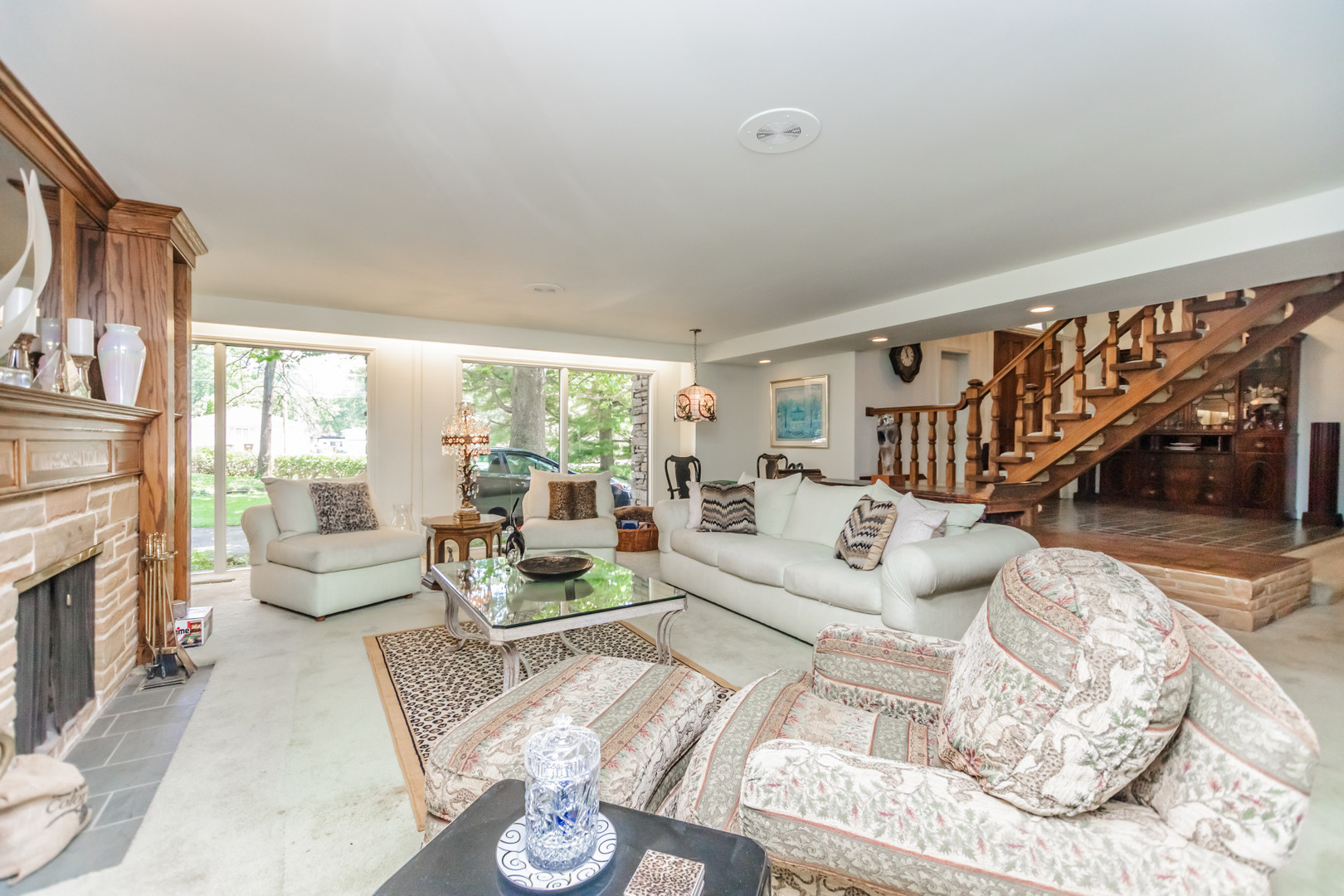 8080 Wolf Road, Burr Ridge, IL 60527