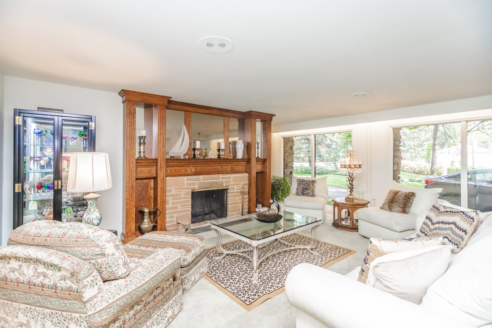 8080 Wolf Road, Burr Ridge, IL 60527