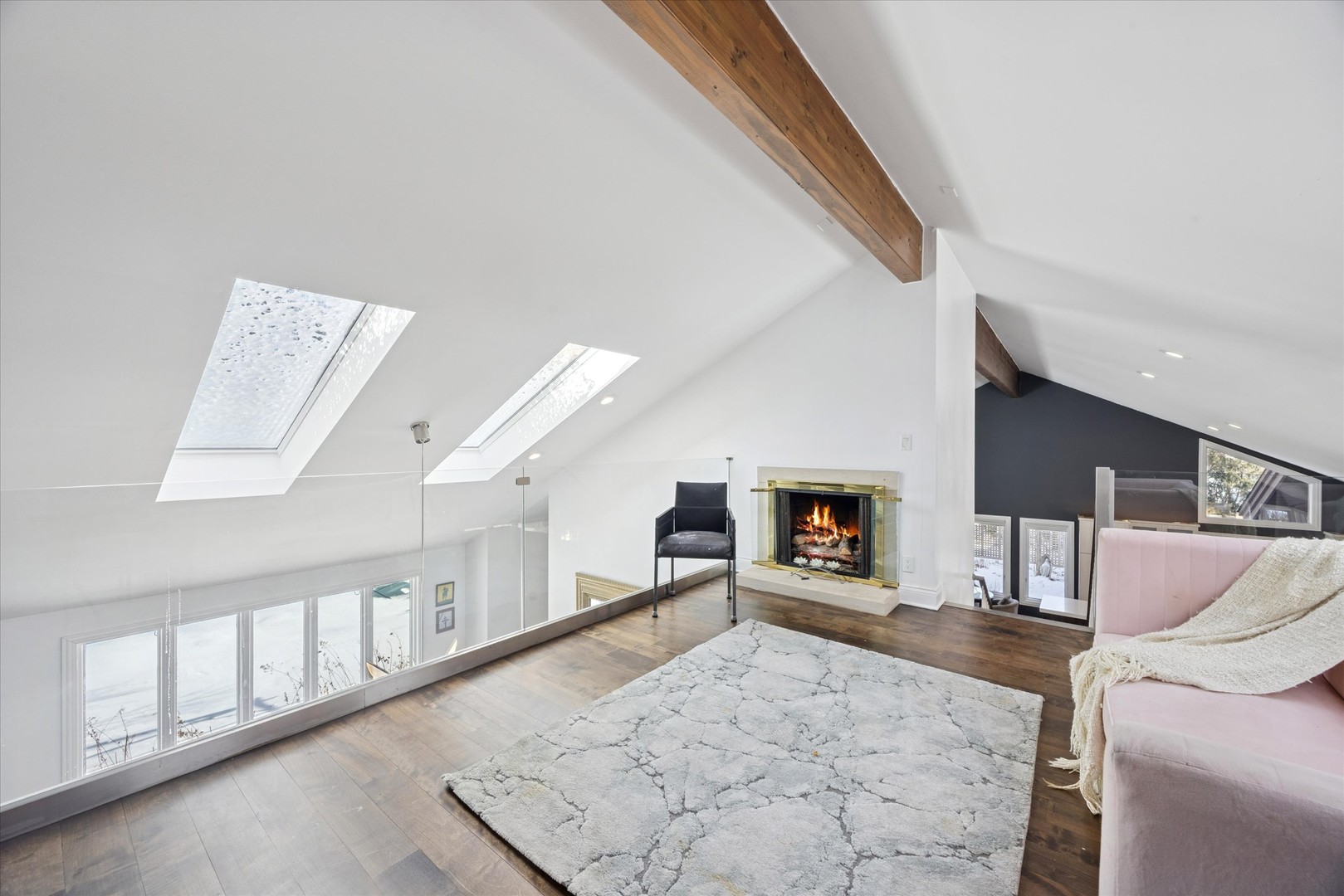 7940 Wolf Road, Burr Ridge, IL 60527