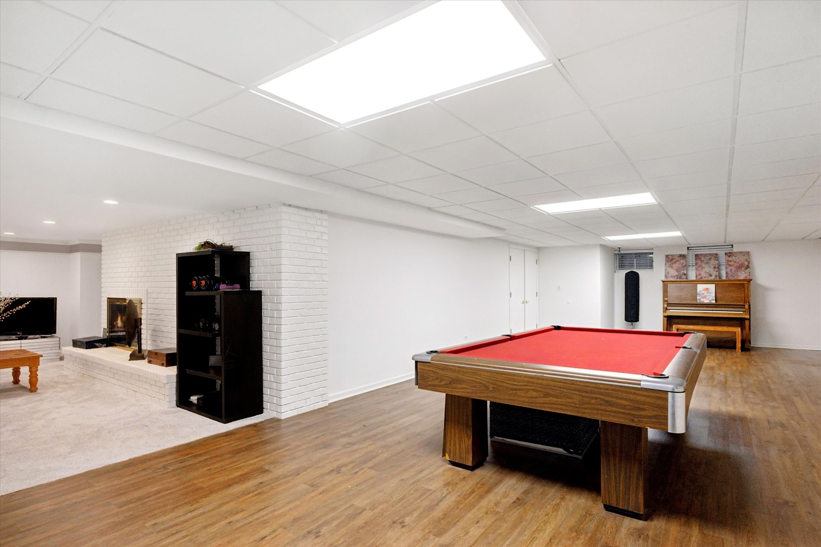 7940 Wolf Road, Burr Ridge, IL 60527