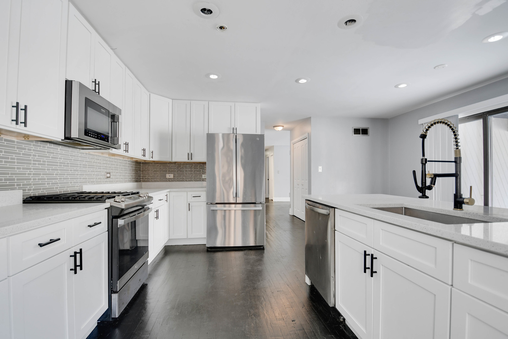 249 Milburn Avenue, Crete, IL 60417