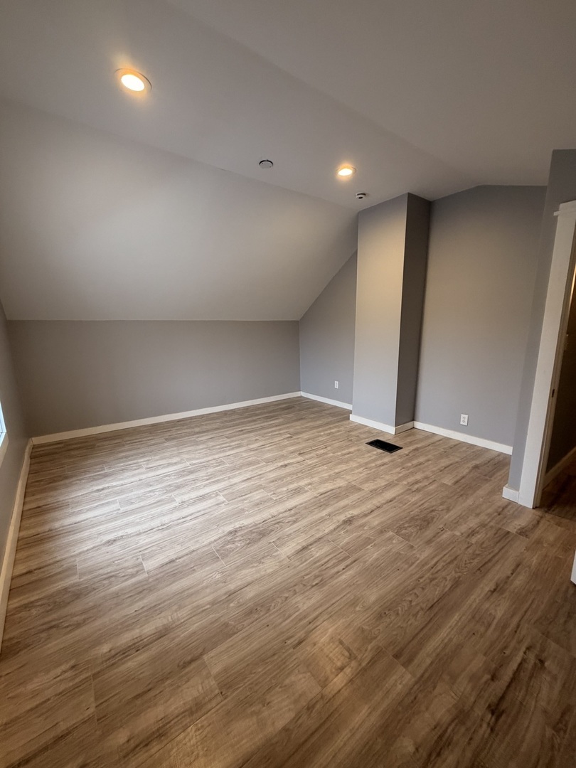 1024 S Warren Street, Peoria, IL 61605