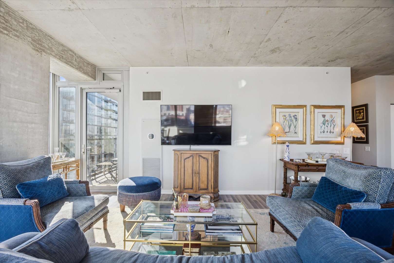 659 W Randolph Street #1401, Chicago, IL 60661