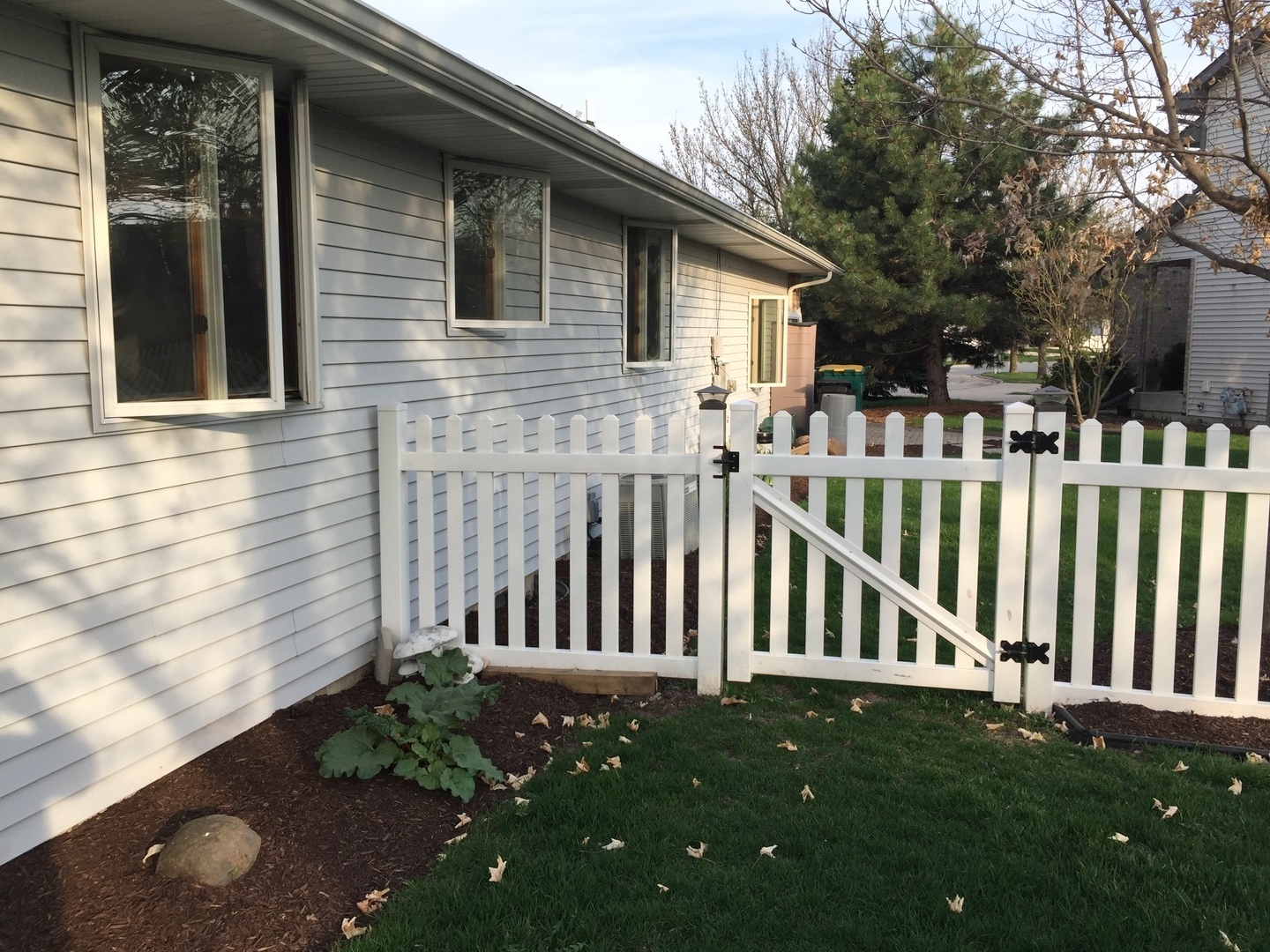 217 Huntington Court, Shorewood, IL 60404