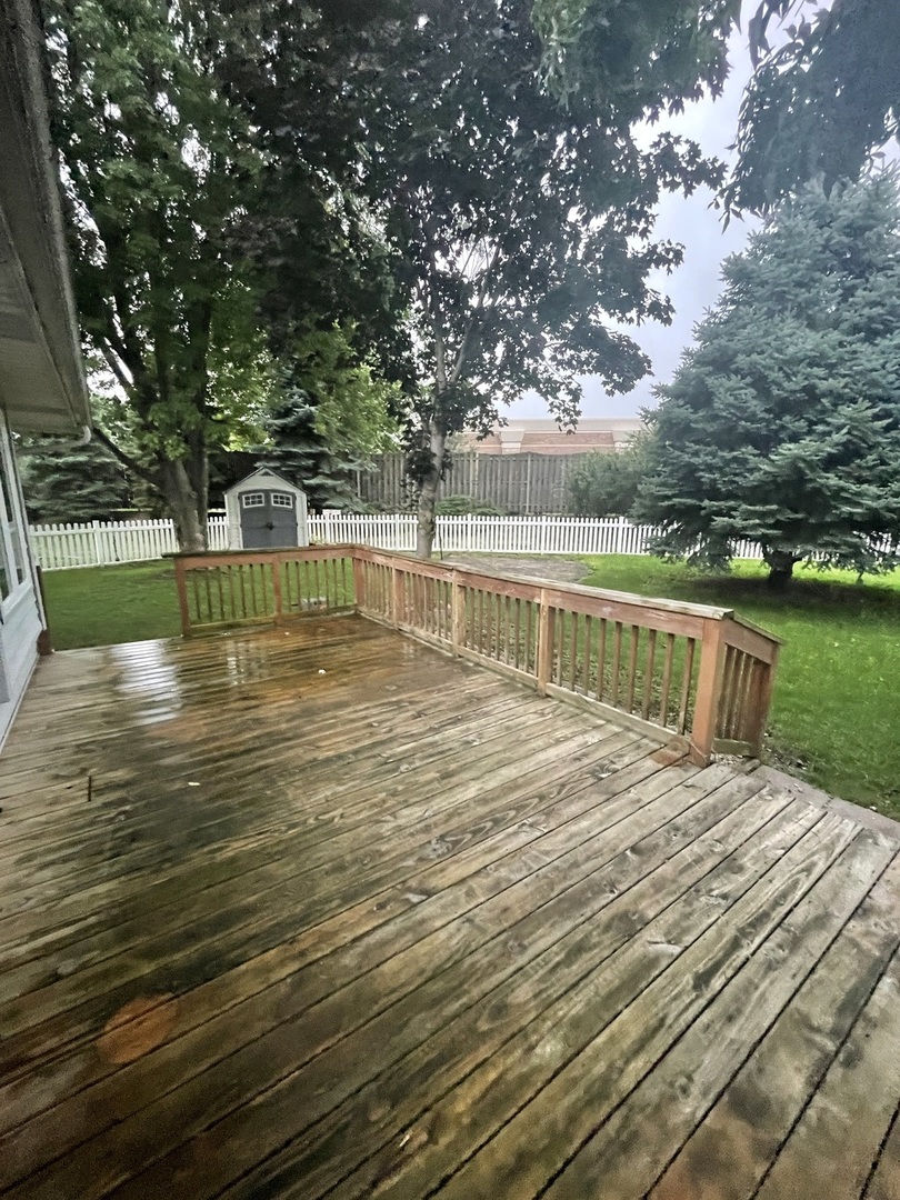 217 Huntington Court, Shorewood, IL 60404