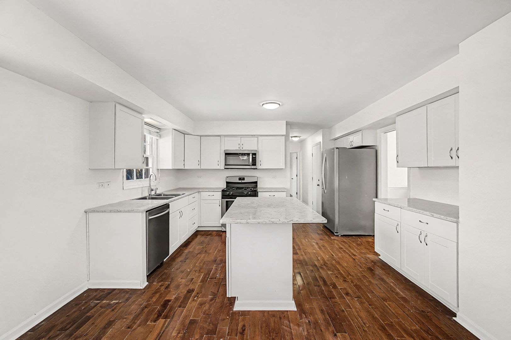 1315 JANE Avenue, Naperville, IL 60540