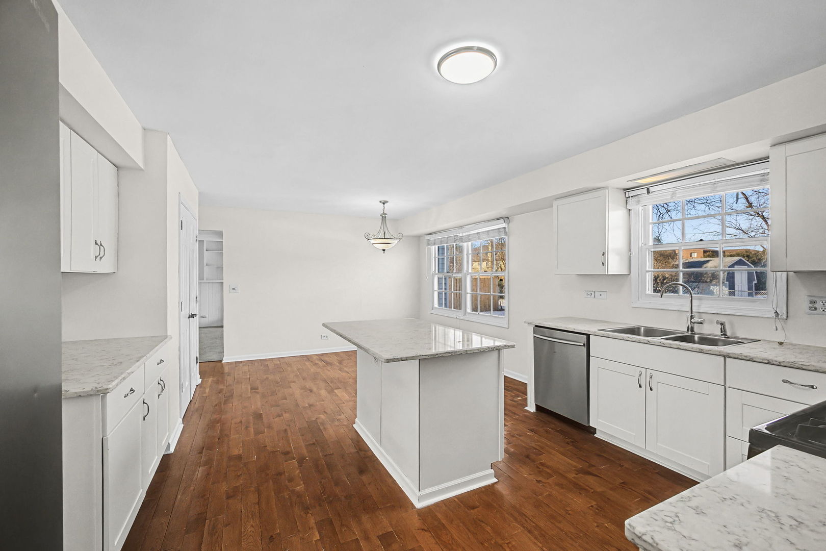 1315 JANE Avenue, Naperville, IL 60540