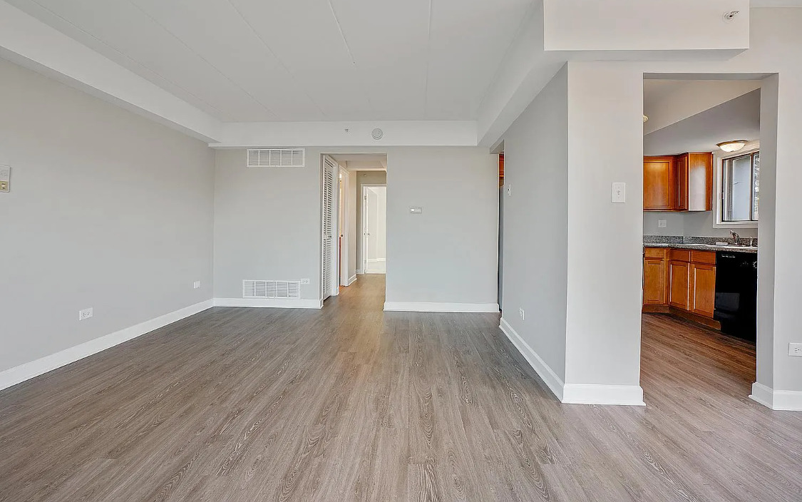 6323 175TH Street #1W, Tinley Park, IL 60477