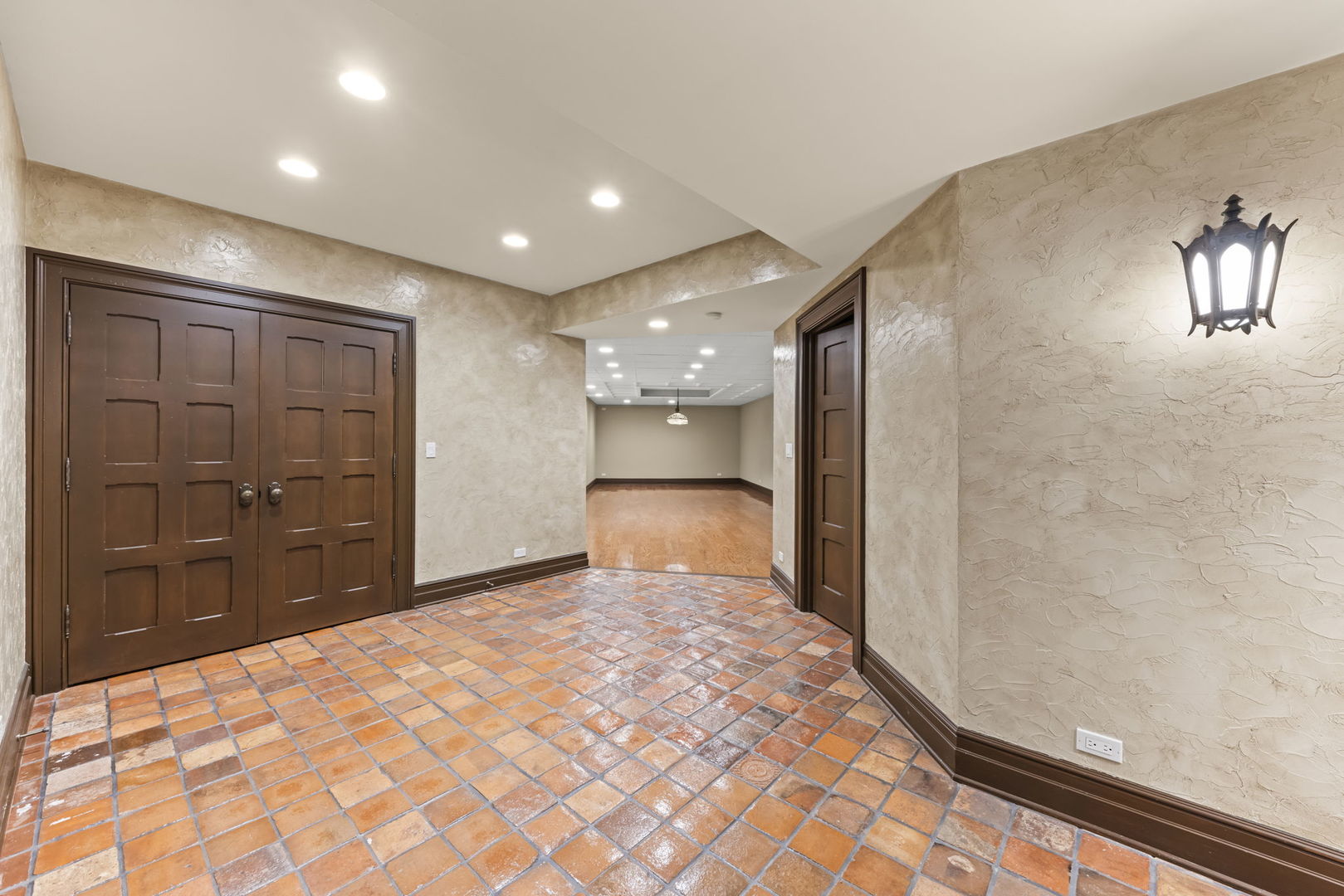 24w141 Hobson Road, Naperville, IL 60540