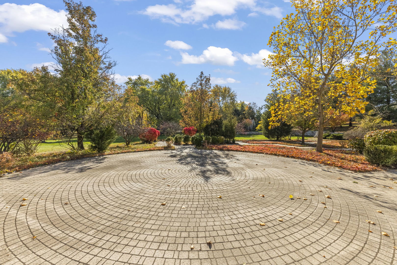 24w141 Hobson Road, Naperville, IL 60540