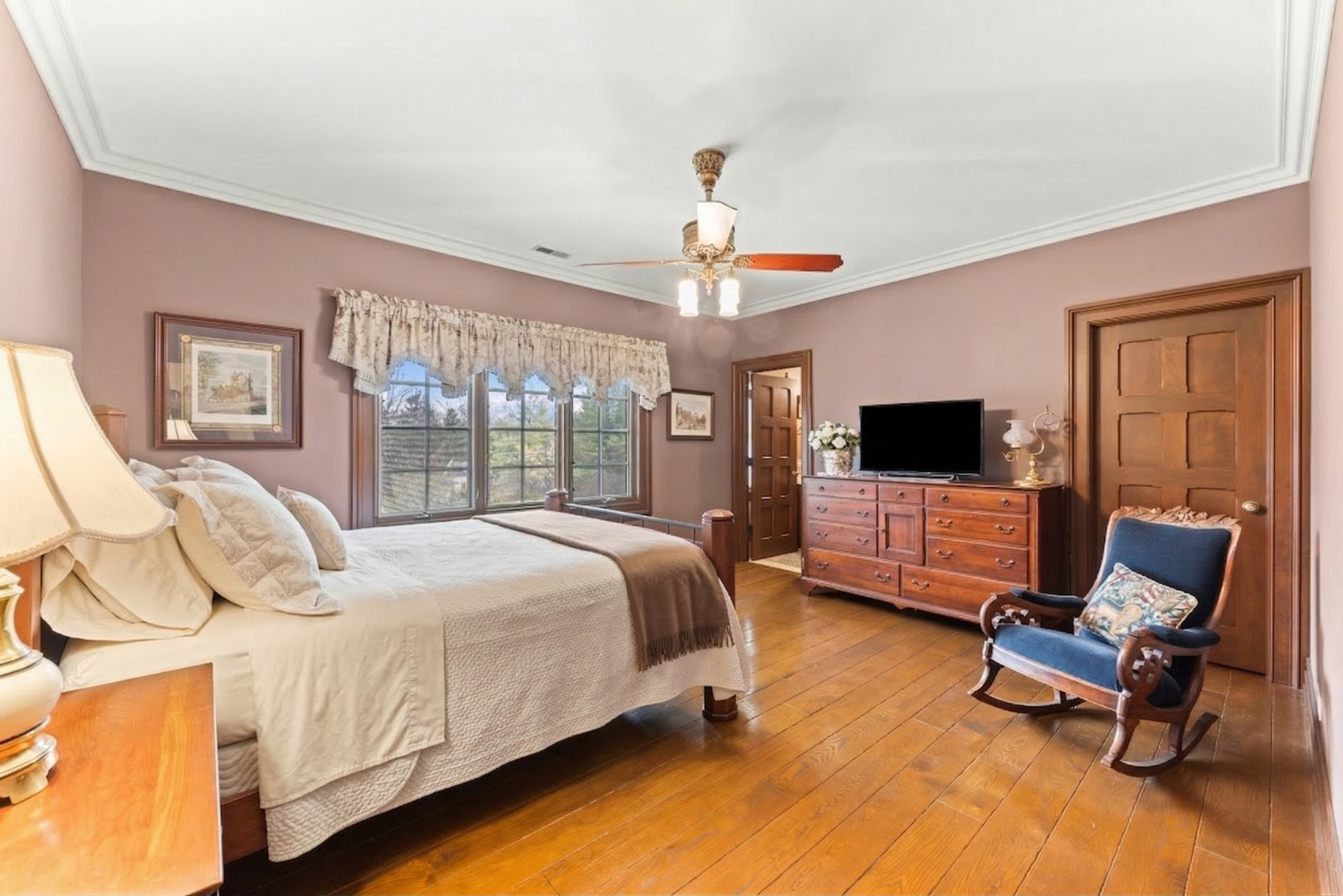 24w141 Hobson Road, Naperville, IL 60540