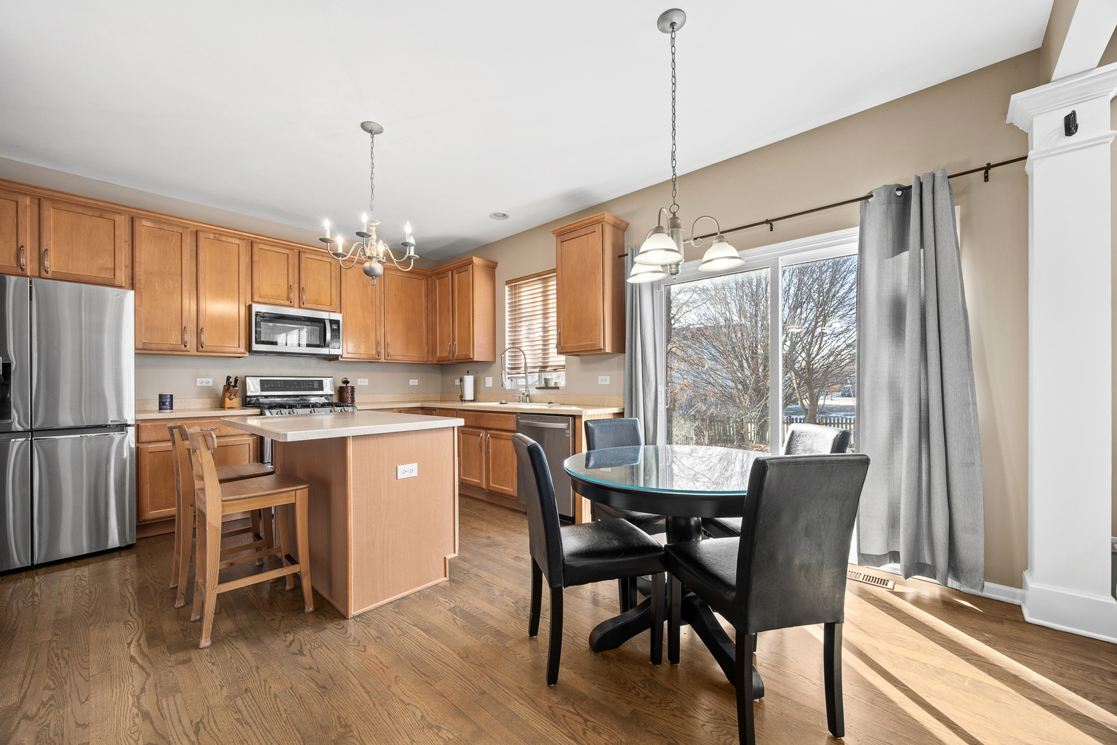 133 N Cranberry Street, Bolingbrook, IL 60490