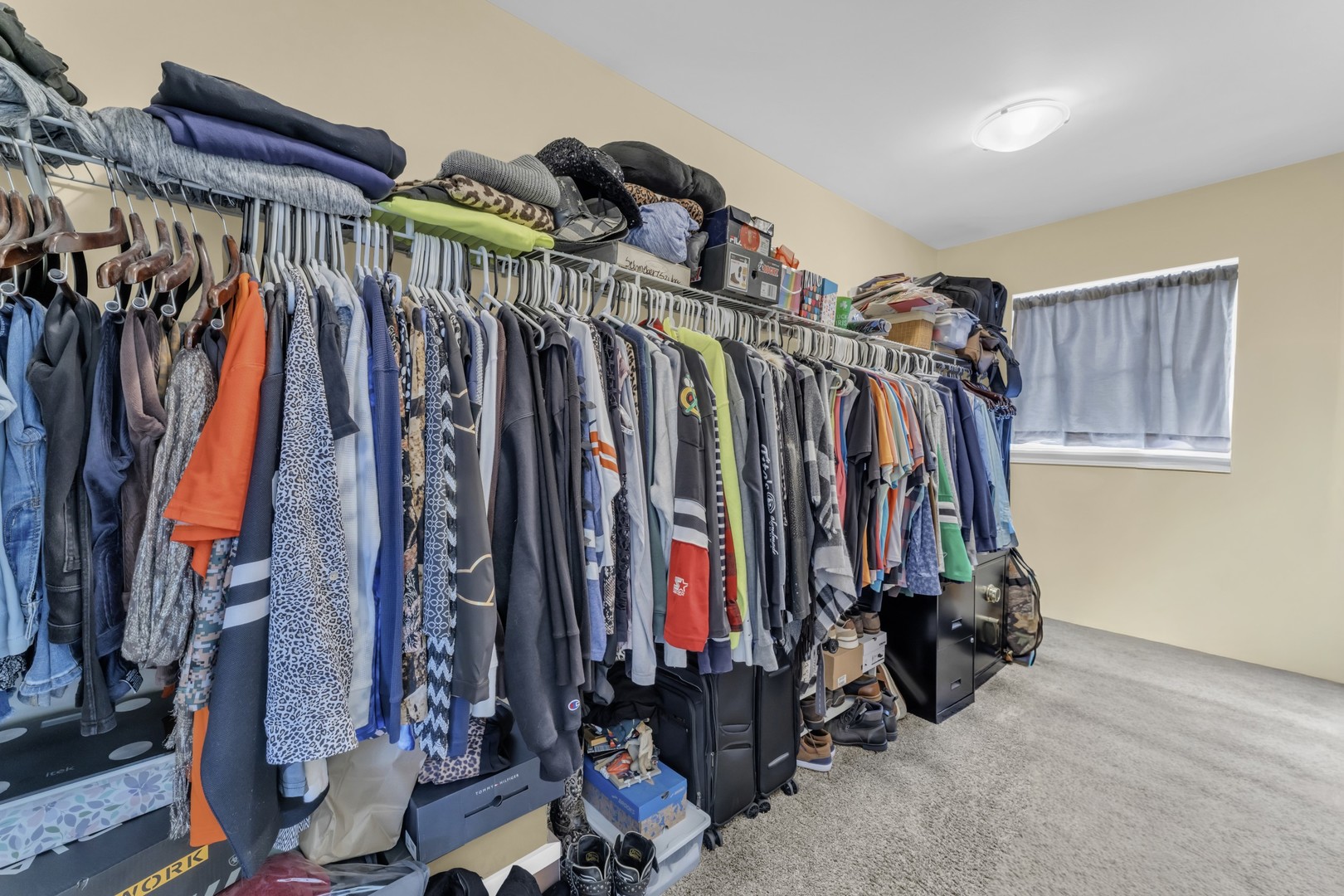 414 Bay Tree Circle, Vernon Hills, IL 60061