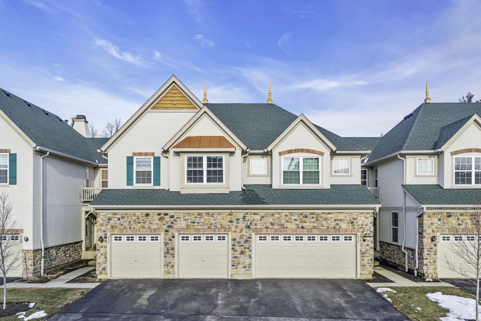 414 Bay Tree Circle, Vernon Hills, IL 60061