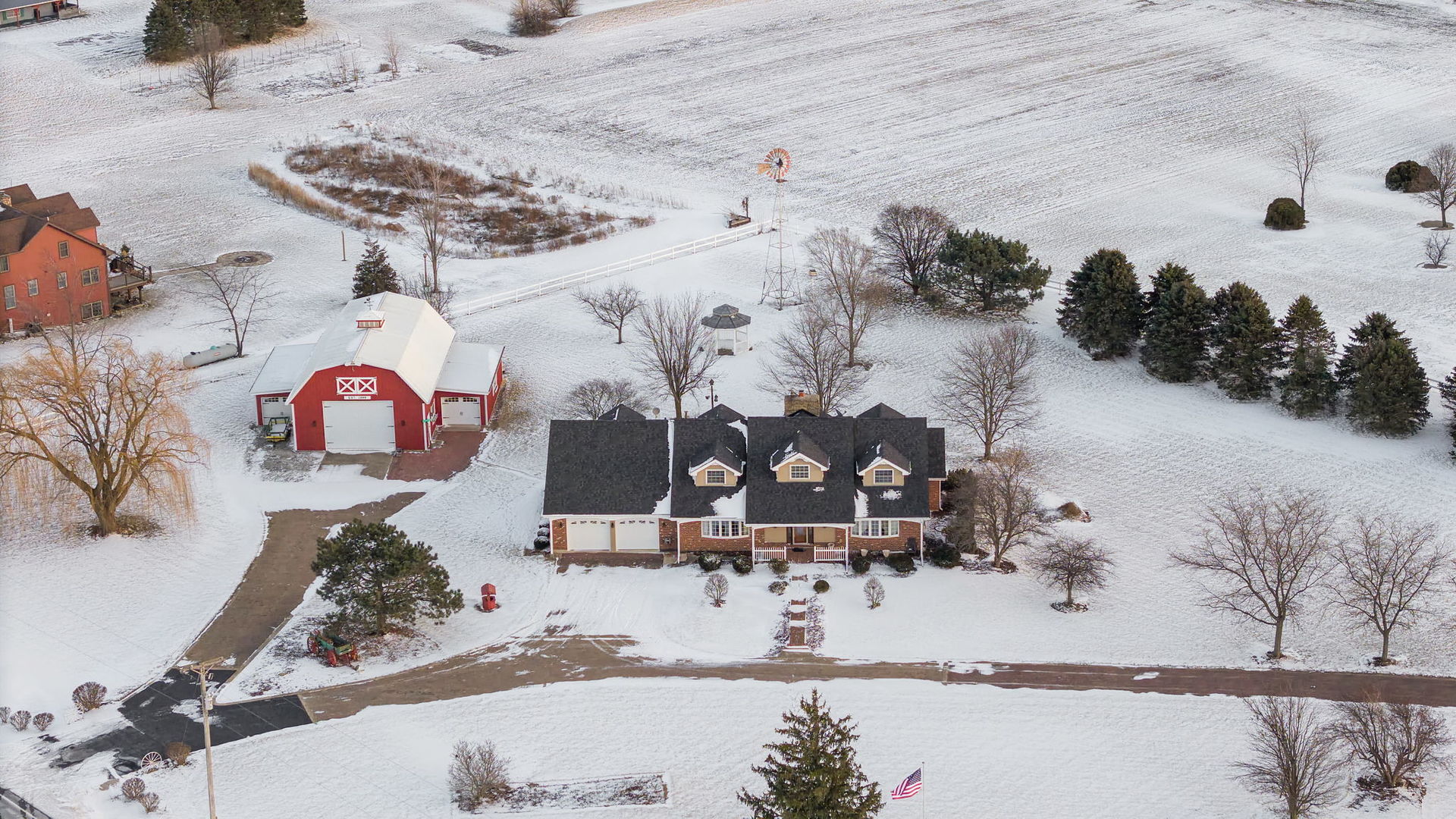 16038 E 12000n Road, Grant Park, IL 60940