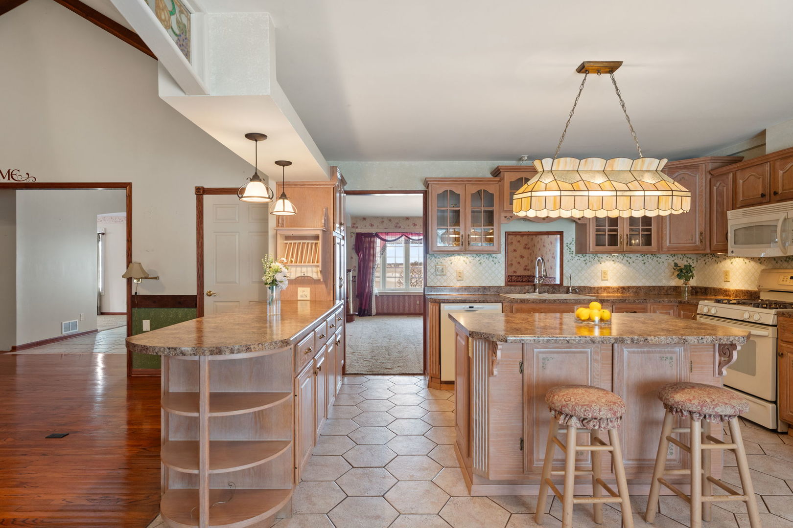 16038 E 12000n Road, Grant Park, IL 60940