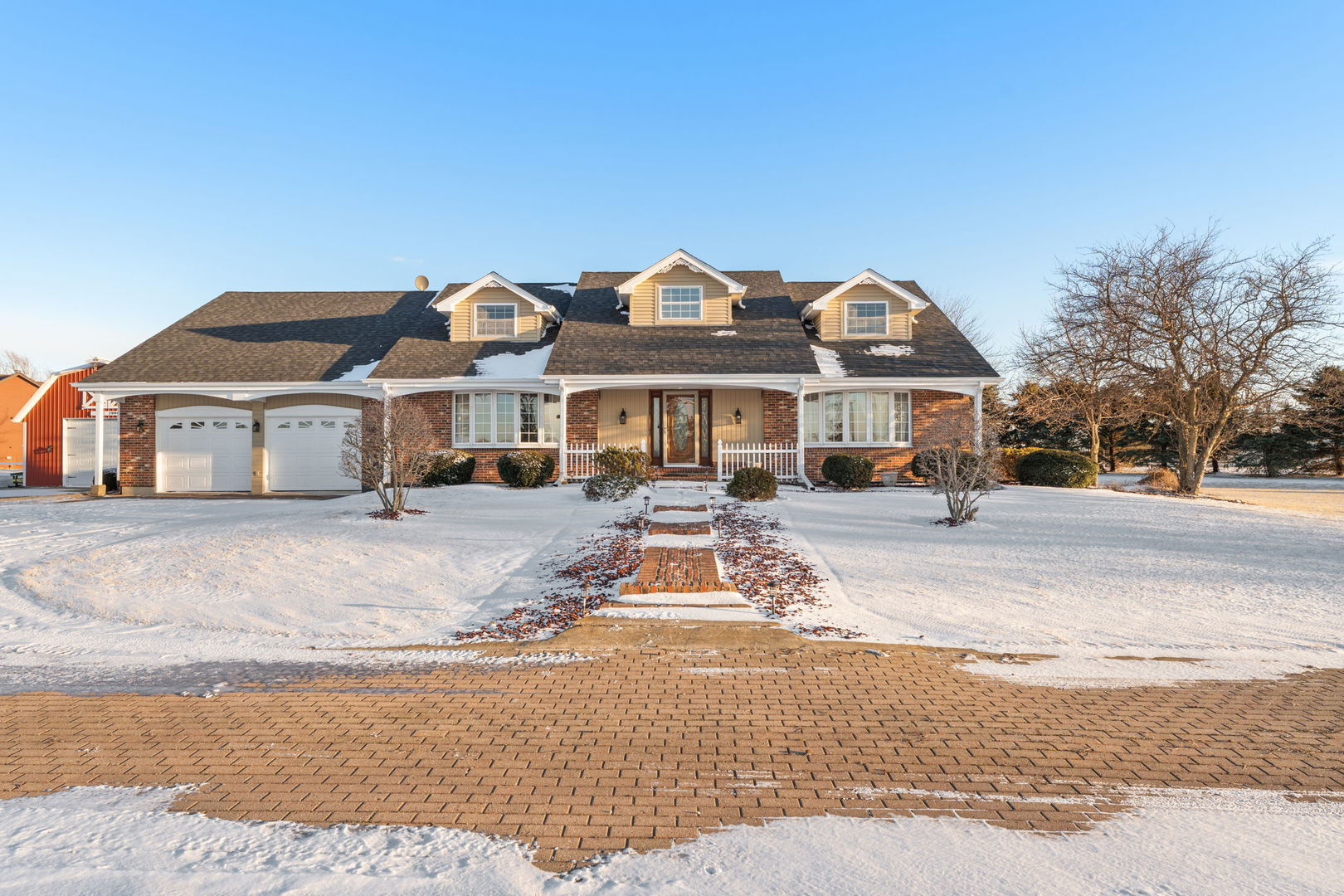 16038 E 12000n Road, Grant Park, IL 60940