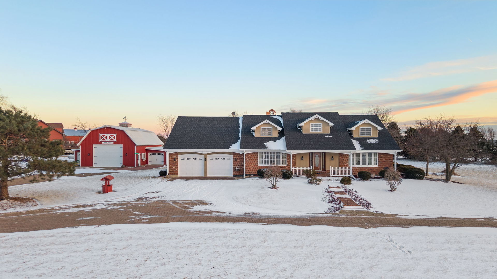 16038 E 12000n Road, Grant Park, IL 60940