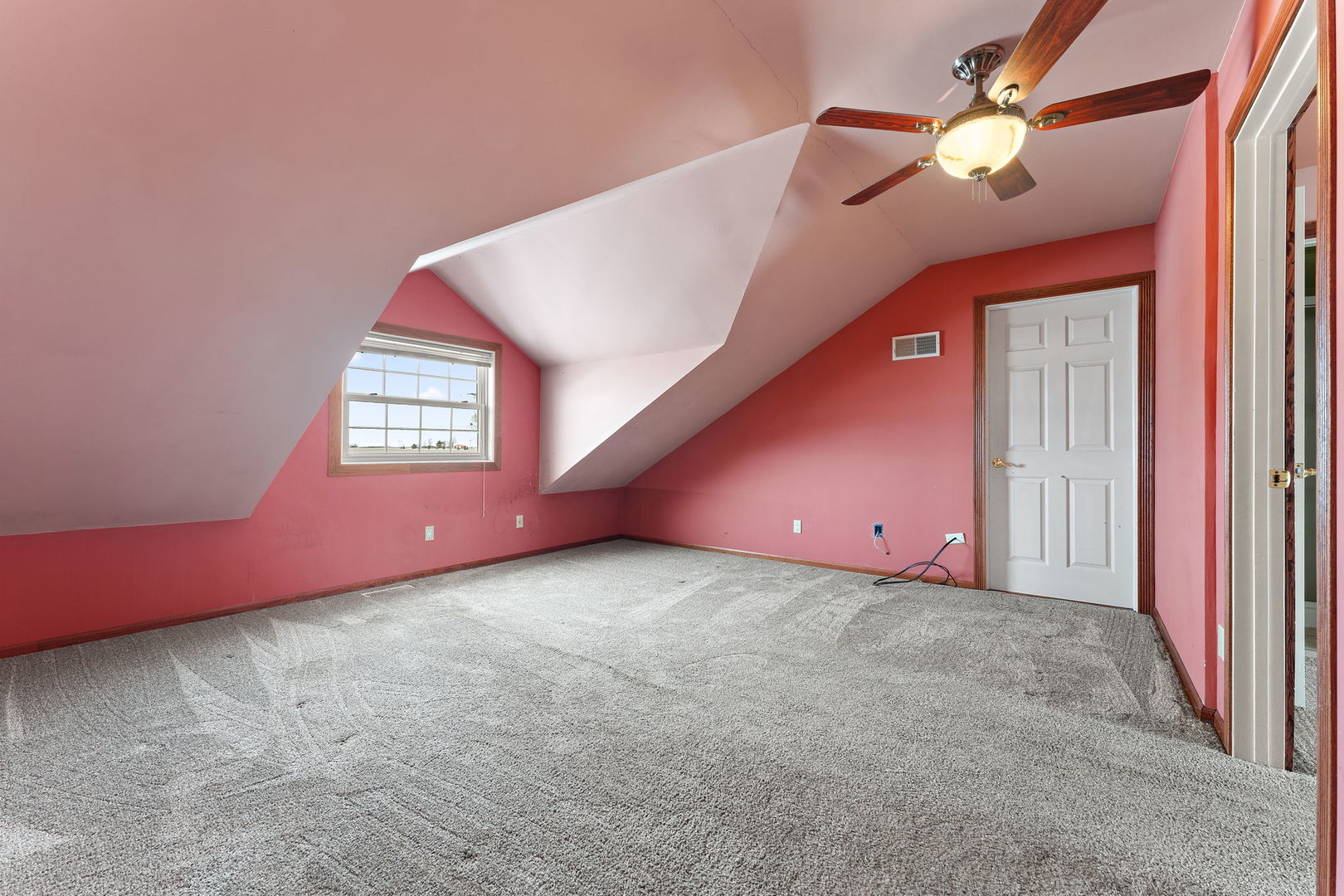 16038 E 12000n Road, Grant Park, IL 60940