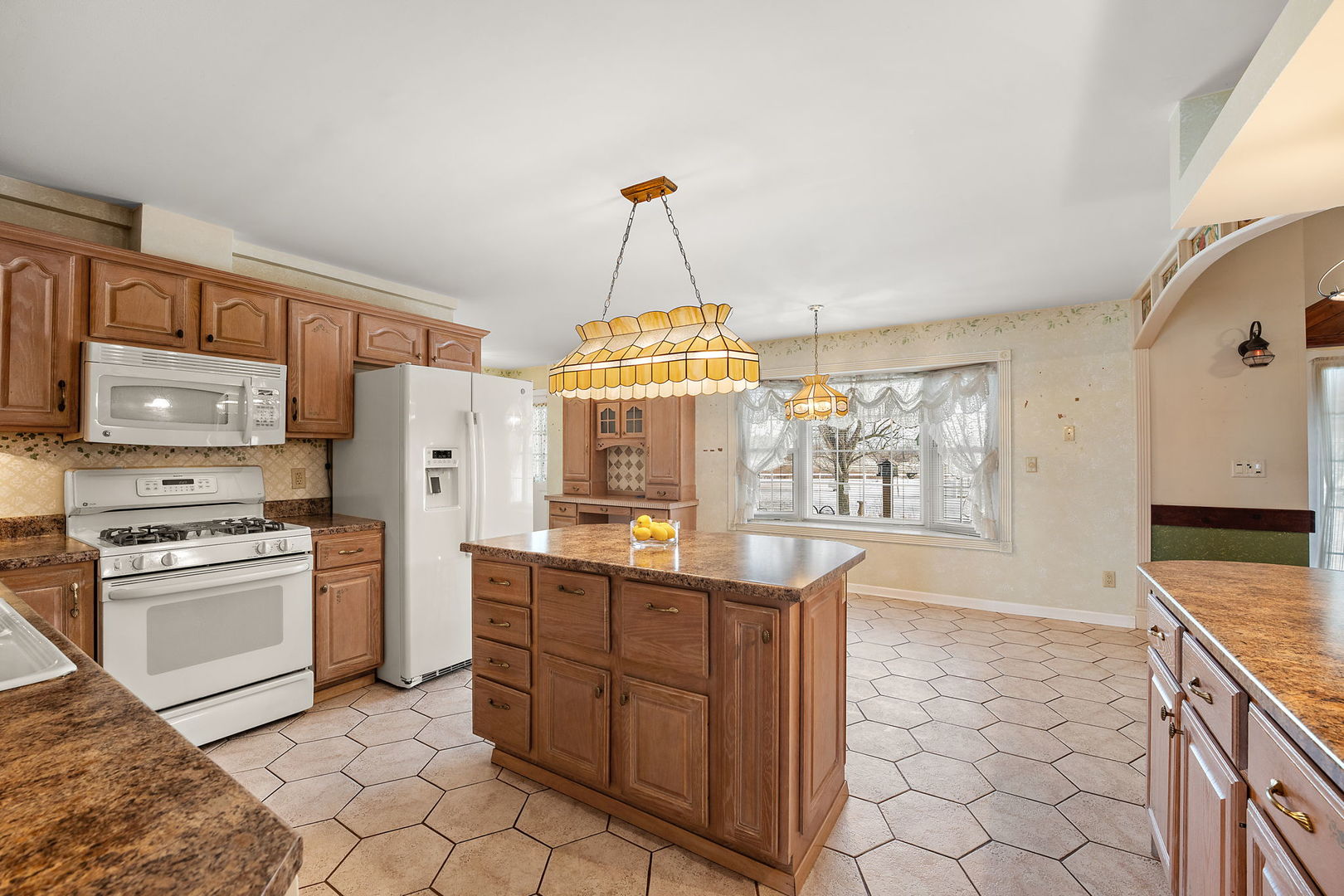 16038 E 12000n Road, Grant Park, IL 60940