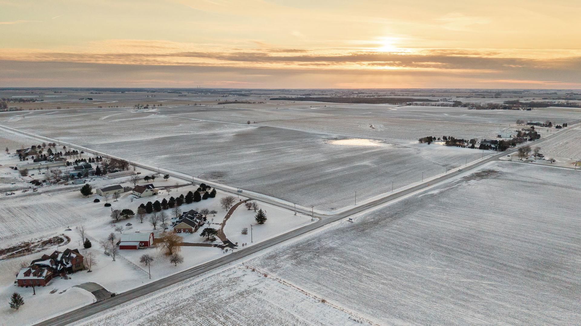 16038 E 12000n Road, Grant Park, IL 60940