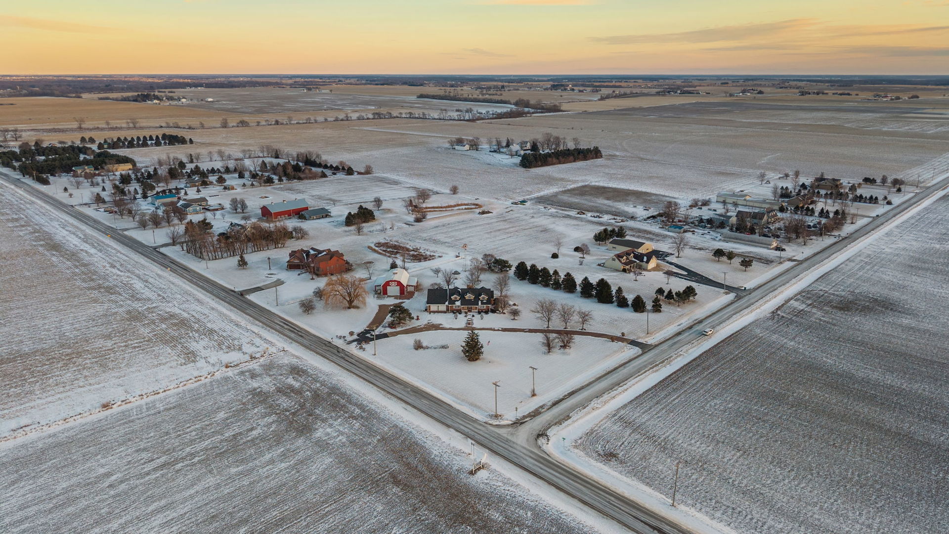 16038 E 12000n Road, Grant Park, IL 60940