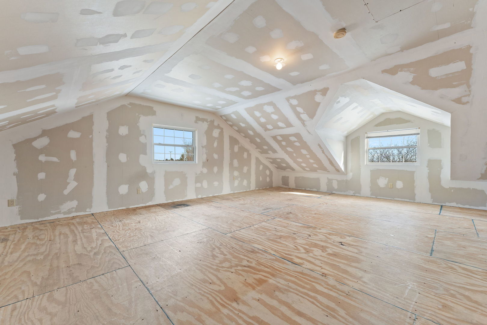 16038 E 12000n Road, Grant Park, IL 60940