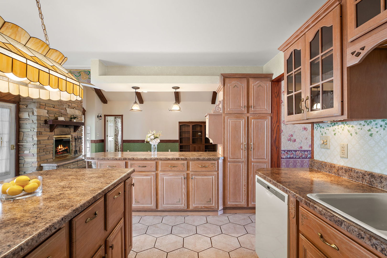 16038 E 12000n Road, Grant Park, IL 60940