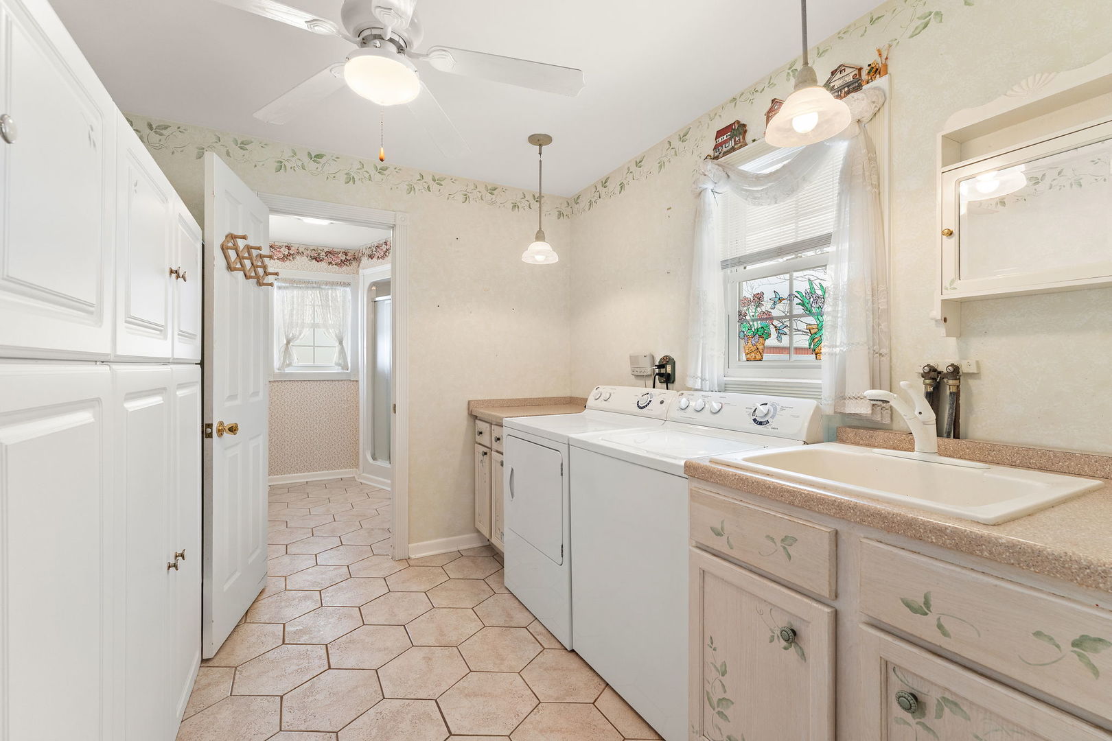 16038 E 12000n Road, Grant Park, IL 60940