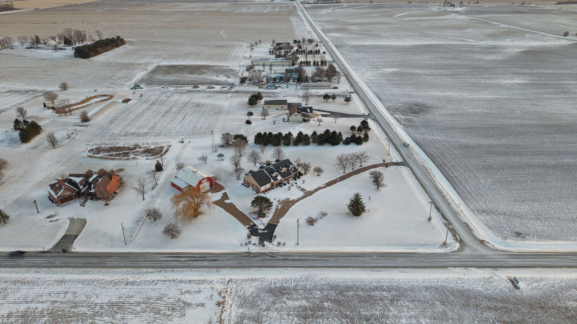 16038 E 12000n Road, Grant Park, IL 60940