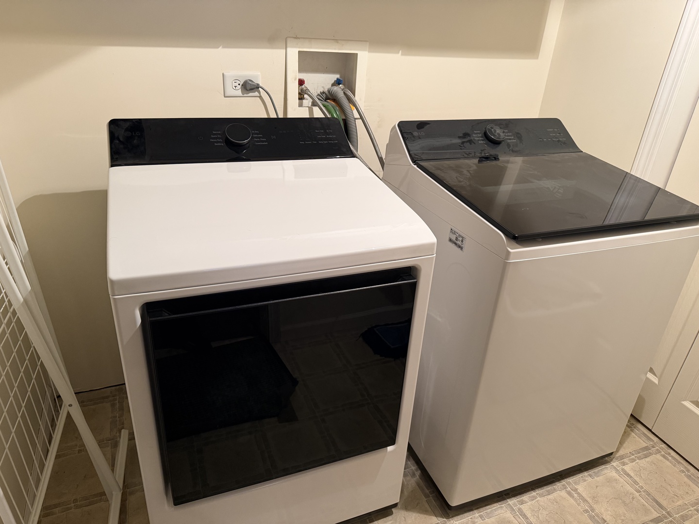 133 River Mist Drive, Oswego, IL 60543