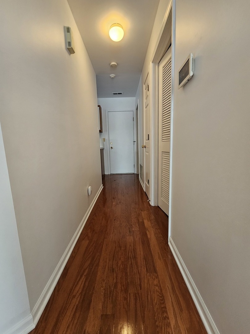 1327 Sugar Court #1327, Naperville, IL 60563