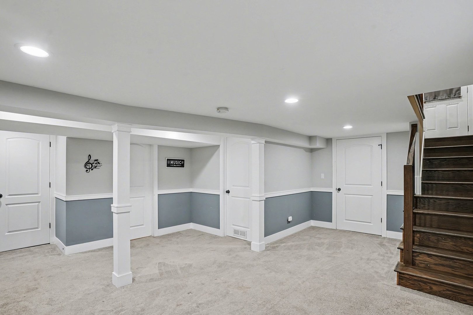 8953 S Aberdeen Street, Chicago, IL 60620