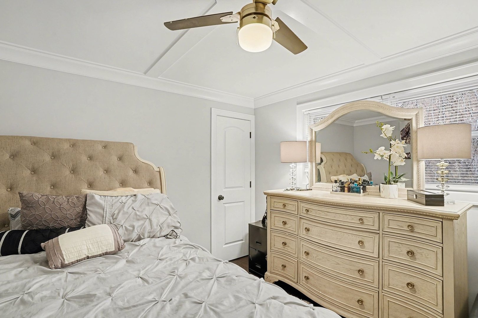 8953 S Aberdeen Street, Chicago, IL 60620