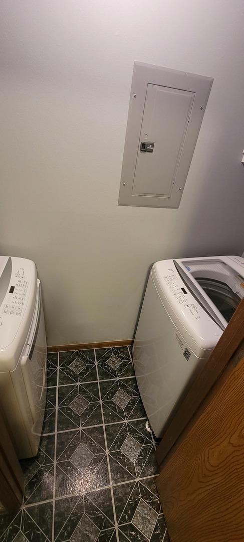 1384 CUNAT Court #2A, Lake In The Hills, IL 60156