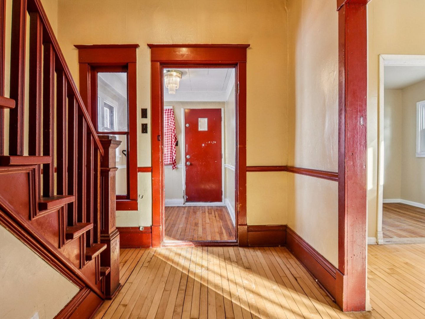 1710 S 2nd Avenue, Maywood, IL 60153