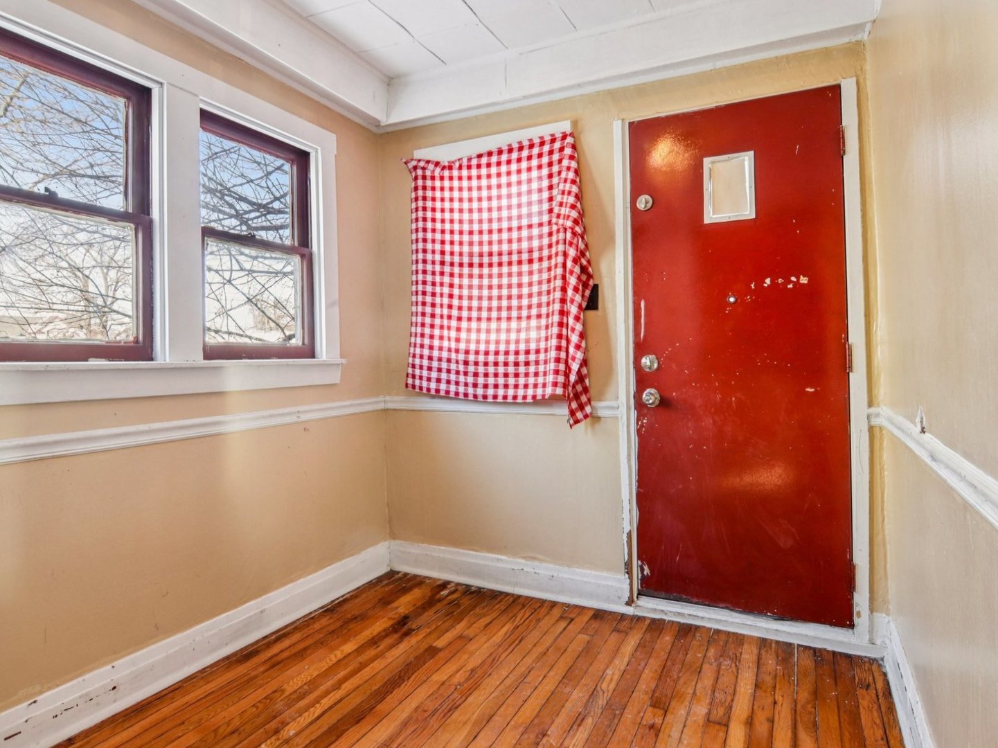 1710 S 2nd Avenue, Maywood, IL 60153