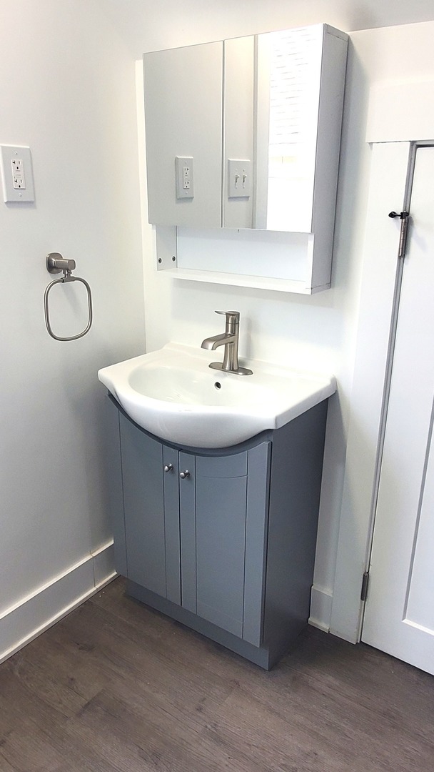 2059 N Lorel Avenue, Chicago, IL 60639